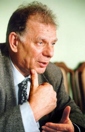 Жорес Иванович Алферов